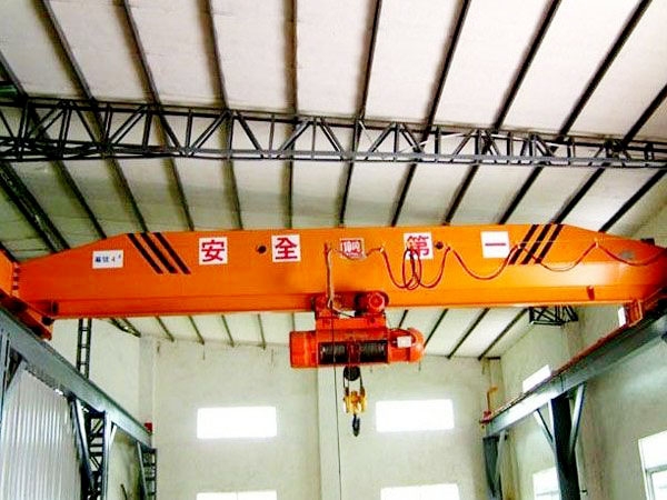 lda型電動(dòng)單梁起重機(jī)